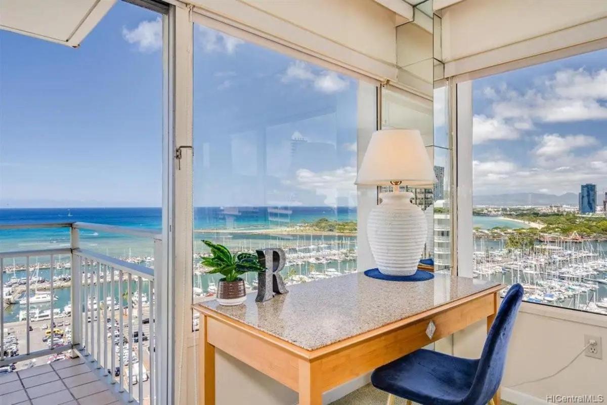 Ilikai #1743 Panoramic Views On Waikiki Beach Apart otel Honolulu Dış mekan fotoğraf