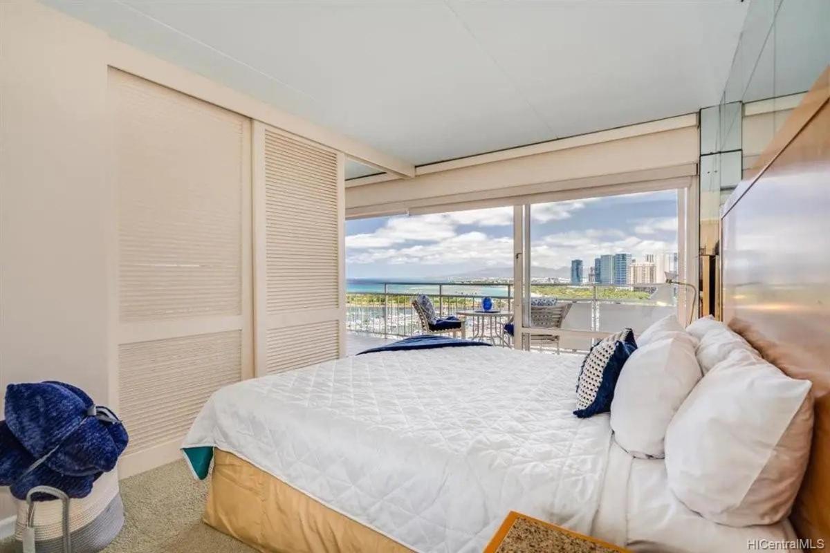 Ilikai #1743 Panoramic Views On Waikiki Beach Apart otel Honolulu Dış mekan fotoğraf